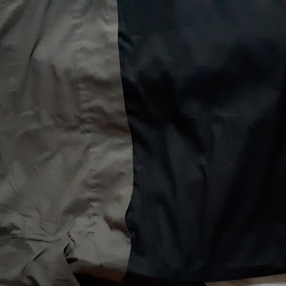 Everlane The ReNew Anorak - Picture 6 of 9